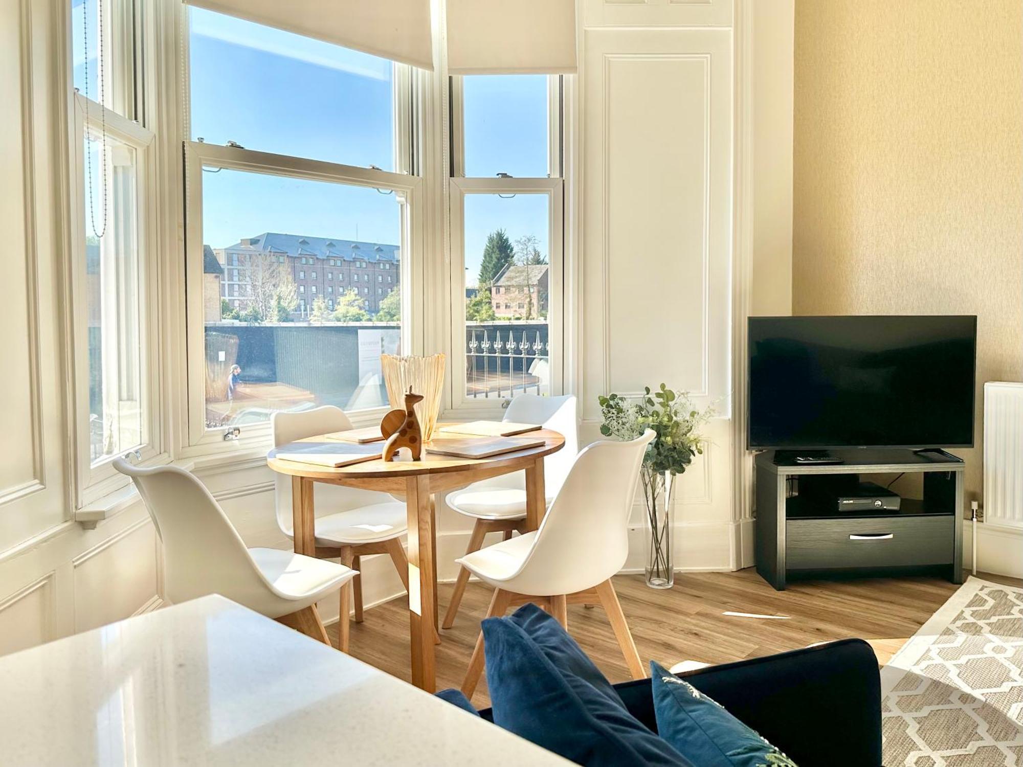 Clifford'S Reach At Bluebridge Court With Free Parking Apartment York Exterior photo